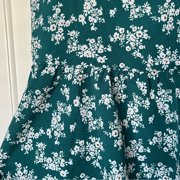 Green and white floral top. Large. From SHEIN and practically new. - Picture 3 of 3